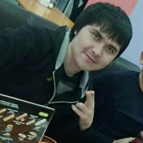  ,   Maksim, 35 ,   ,   