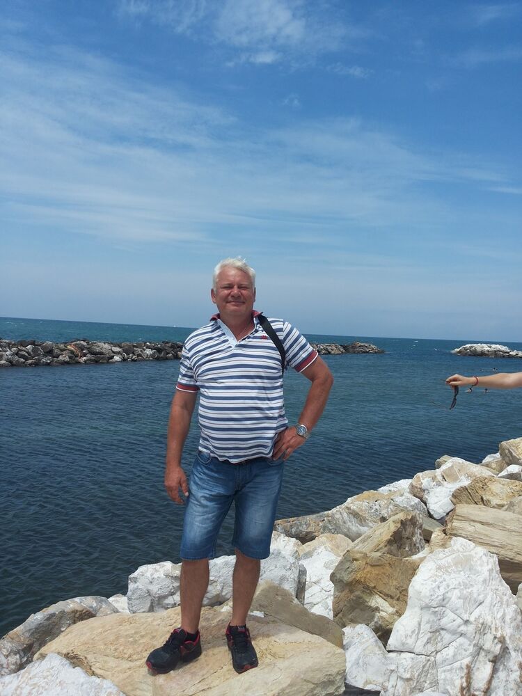  Abano Terme,   Evgenii, 62 ,   ,   , c 