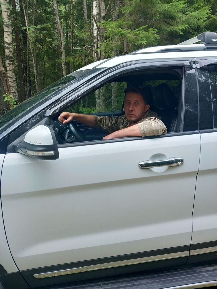  -,   Sergey, 44 ,   c 