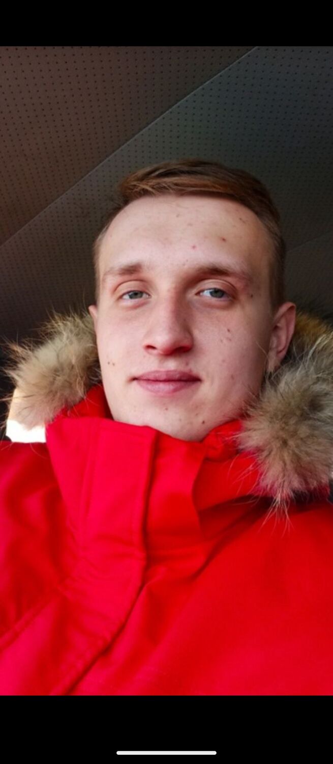  48326218  Eduard, 23 ,    