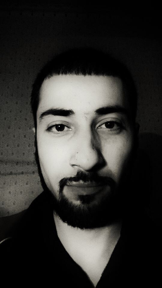  ,   Enzo, 40 ,   ,   , c 
