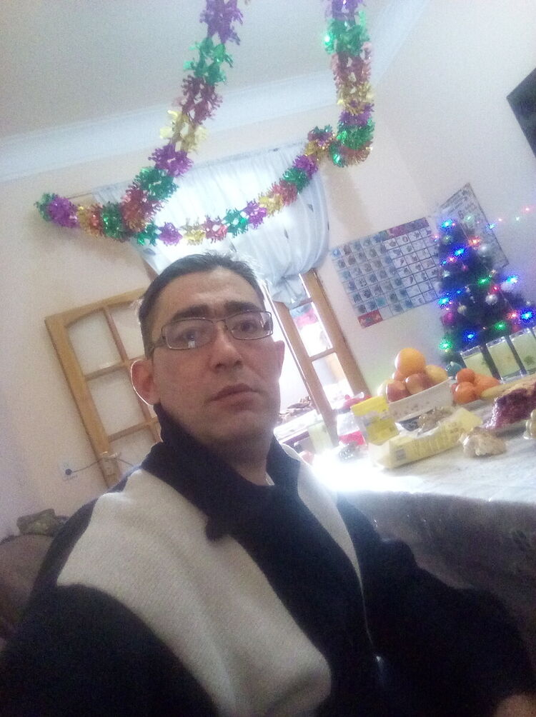  22086138  , 42 ,    