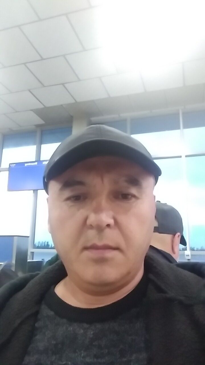  35398988  Ilhomjon, 49 ,    