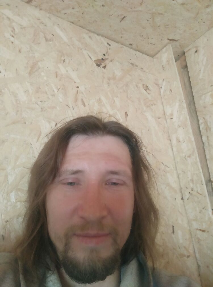  52347018  Ali, 39 ,    
