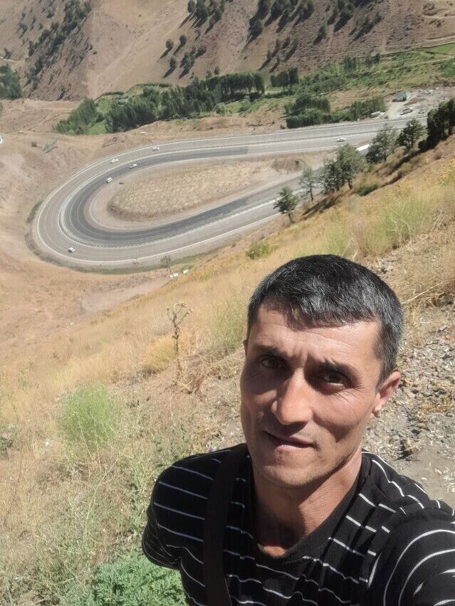  47317708  Husniddin, 44 ,    