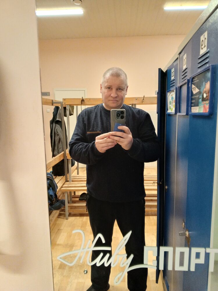  52012778  , 44 ,    
