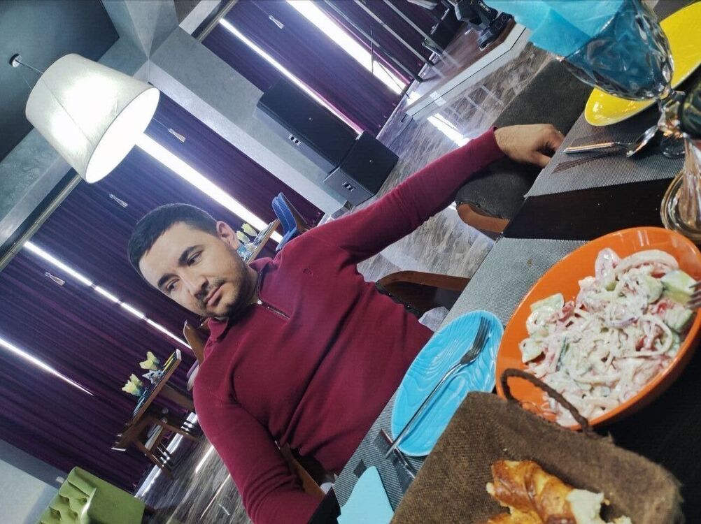  29907848  Amin, 34 ,    