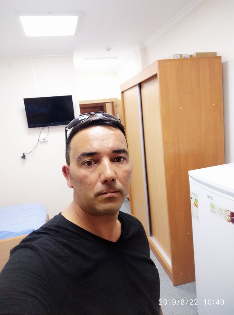  46718158  , 47 ,    
