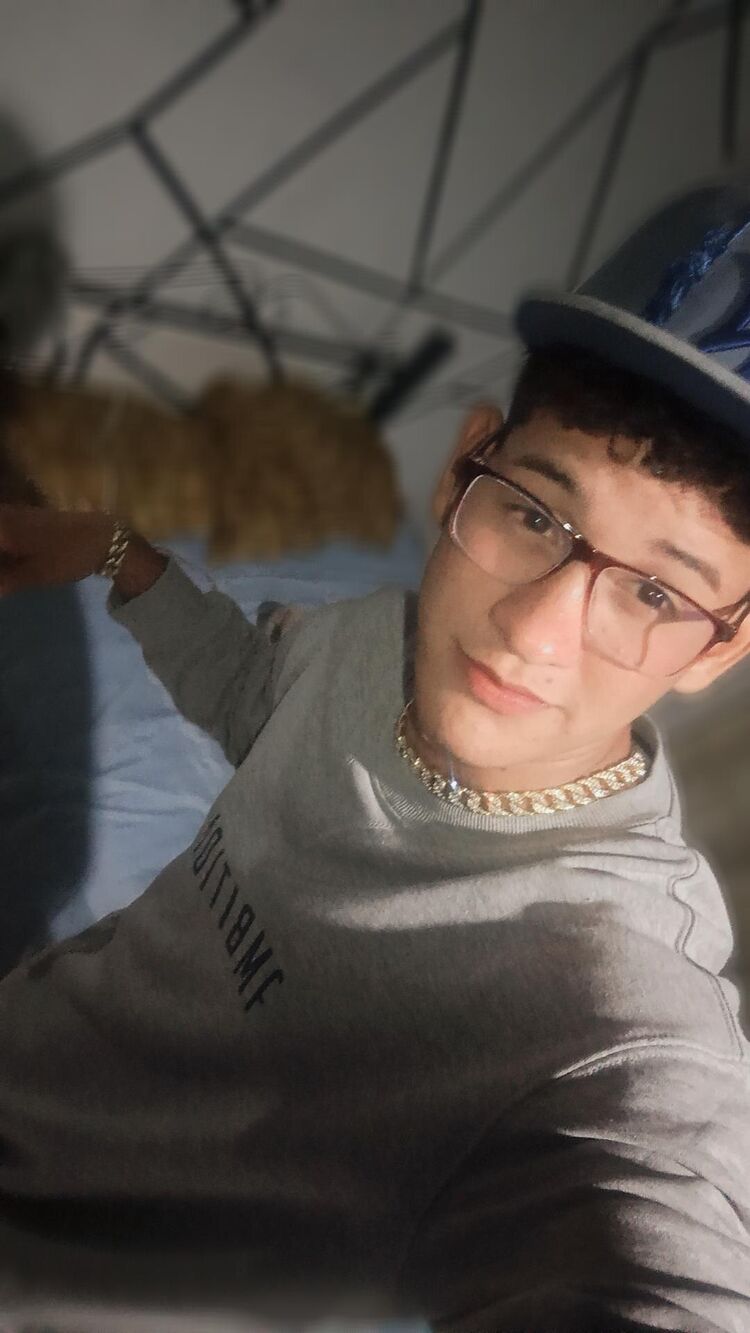  43543468  Andy, 19 ,    