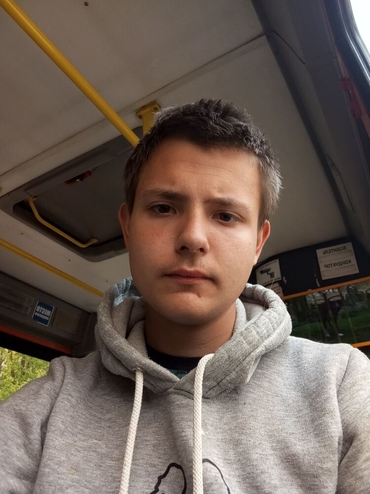  45316948  , 21 ,    
