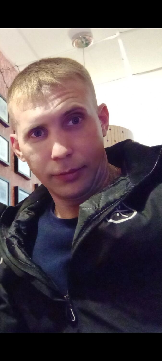  48831088  Misha, 37 ,    