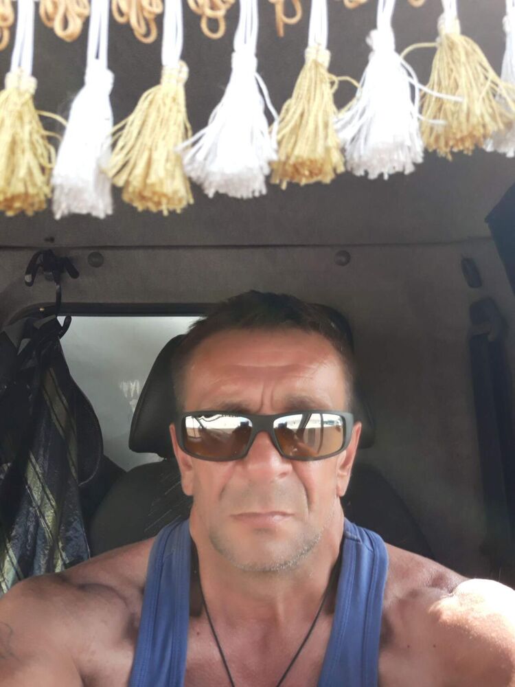 31800168  , 54 ,    