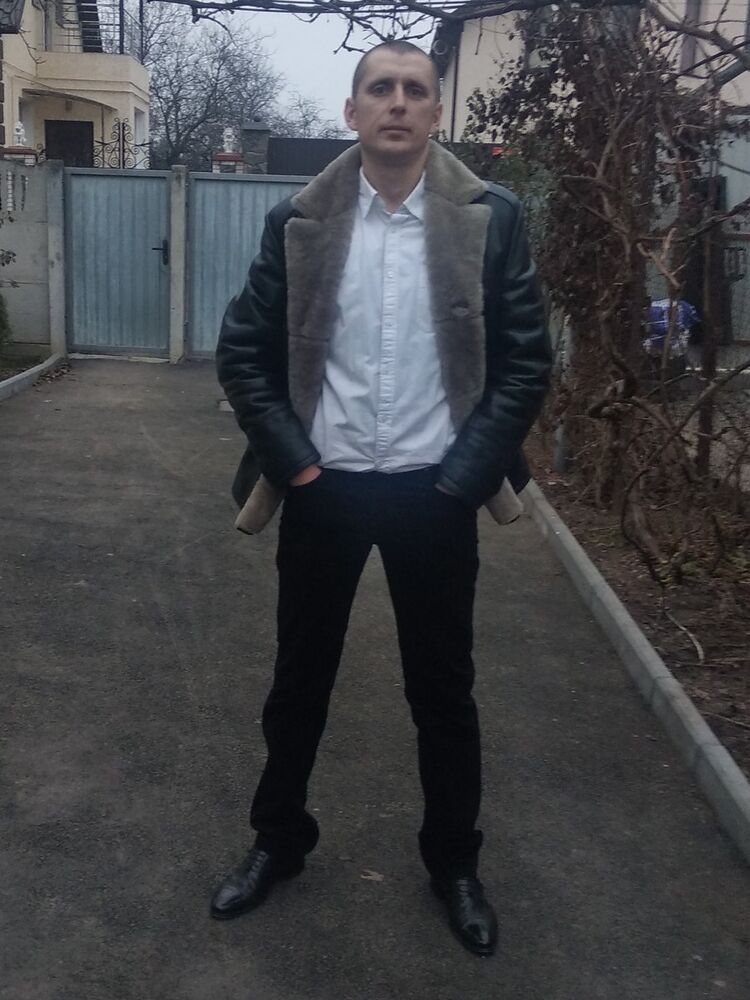 19049568  Dima, 38 ,    