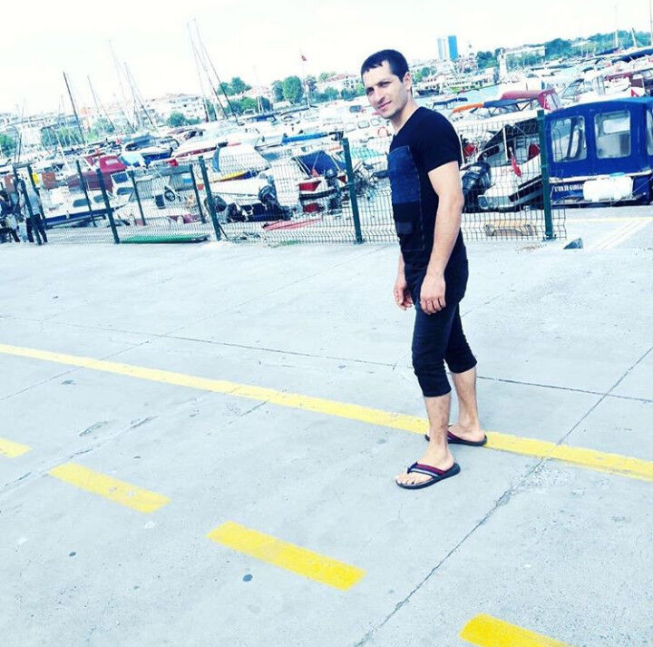  18904688  Ismayil, 36 ,    