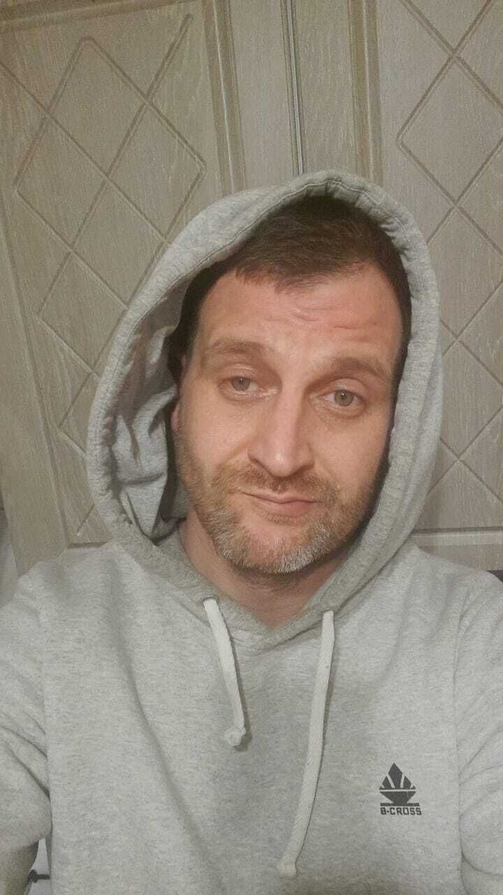  41842108  Russl, 41 ,    -