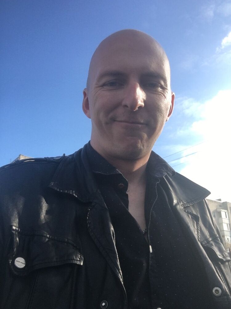  12199658  Basilio, 39 ,    