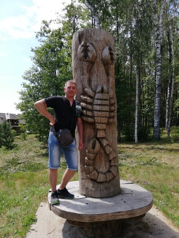  ,   Dmitrijs, 49 ,   ,   