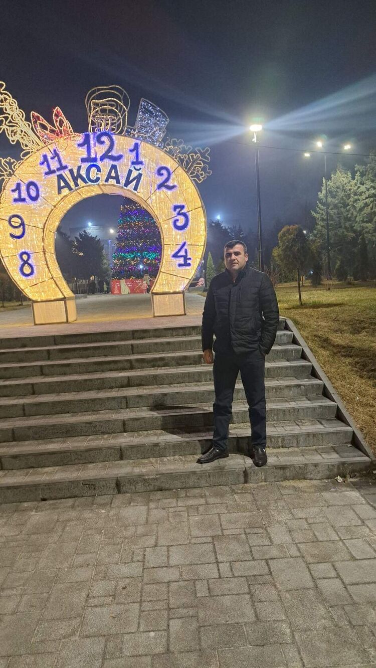  43592848  Ali, 43 ,    --