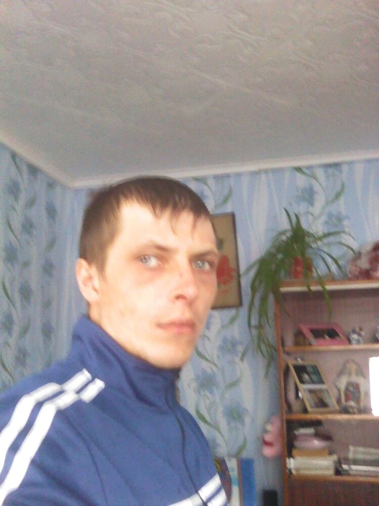  15579858  Denis, 30 ,    