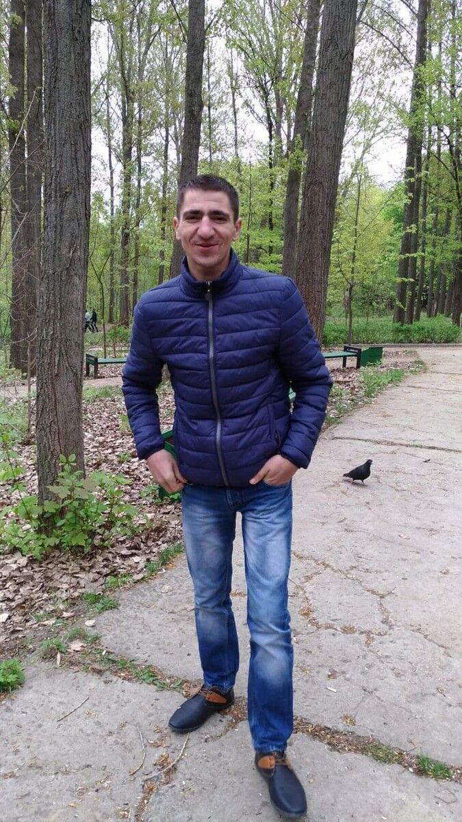  14267198  Alex, 33 ,    