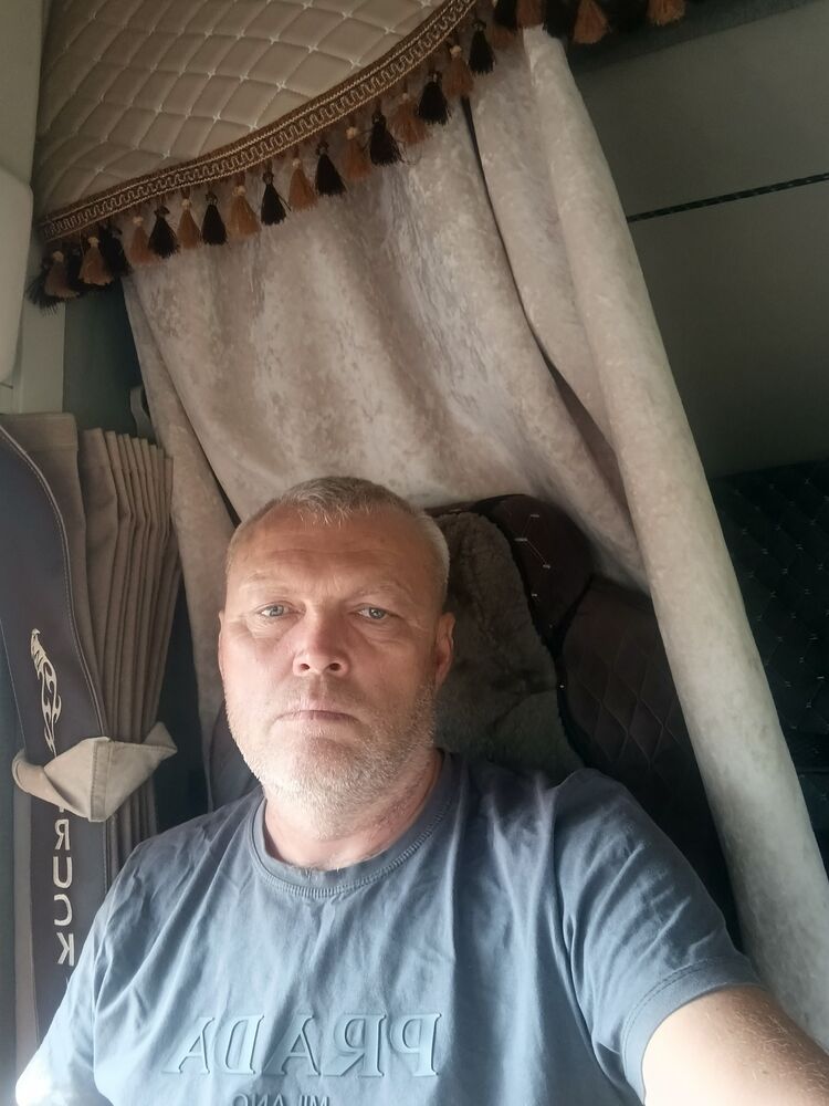  52887518  , 50 ,    