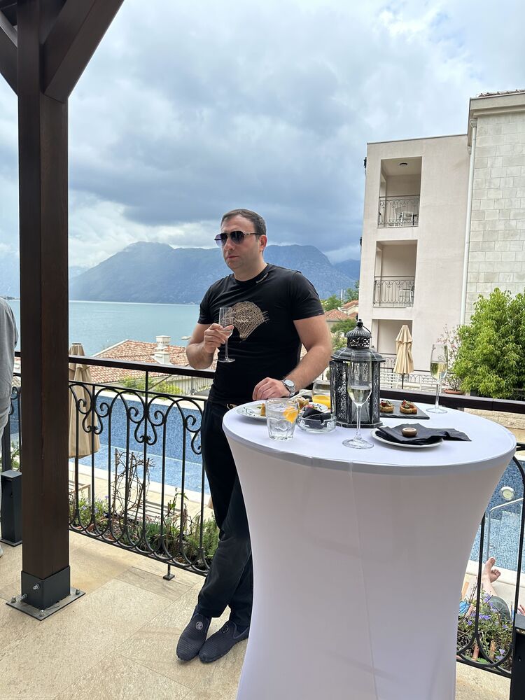  36068378  Asif, 37 ,    