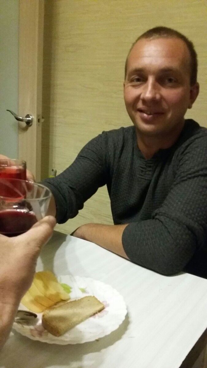  8313988  , 42 ,    -