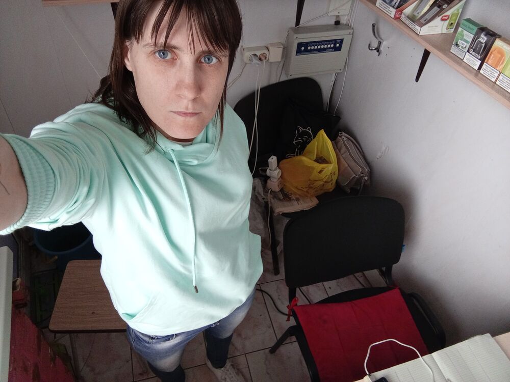  44110828  , 33 ,    