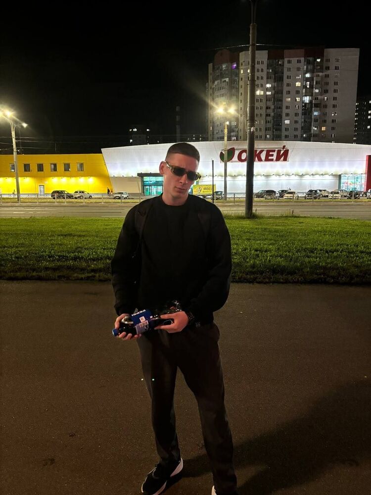  ,   David, 22 ,   ,   , c , 