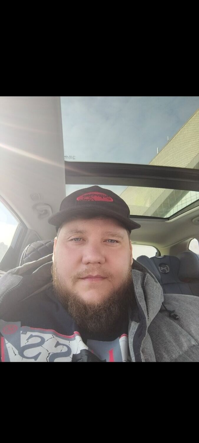  54570388  Ivan, 36 ,    