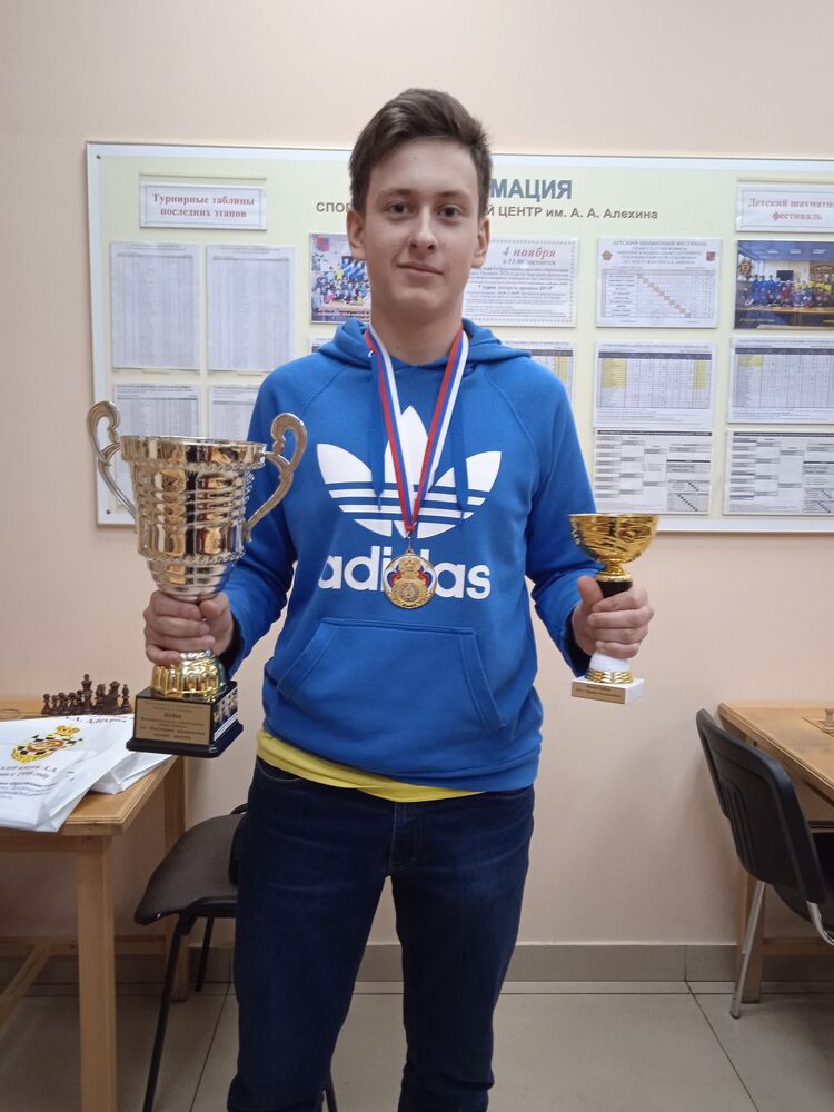  47855218  , 18 ,    -