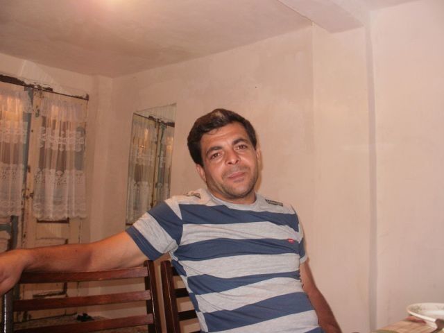  5202298  Giorgi, 46 ,    