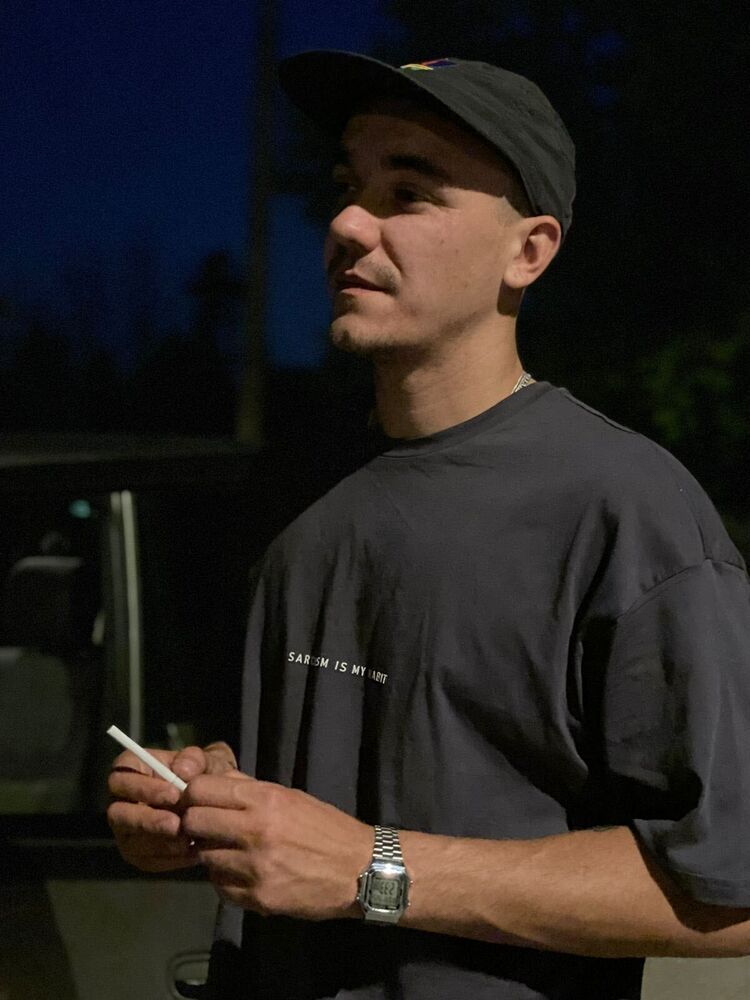  30458598  , 27 ,    