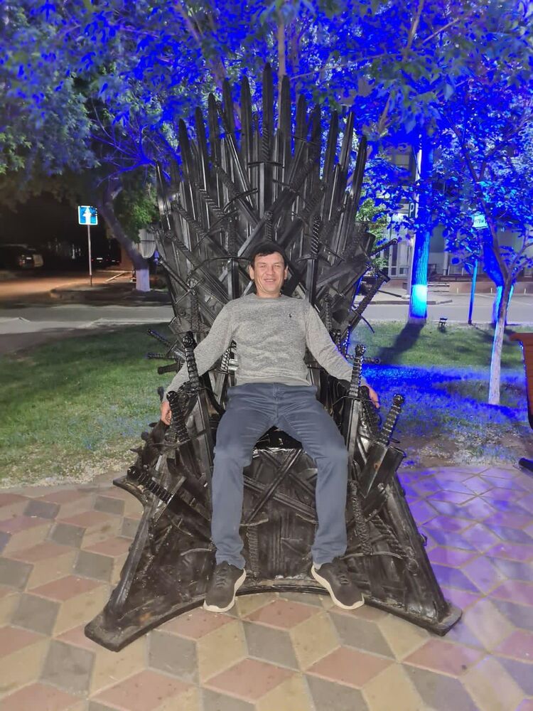  53762598  Janibek, 43 ,    