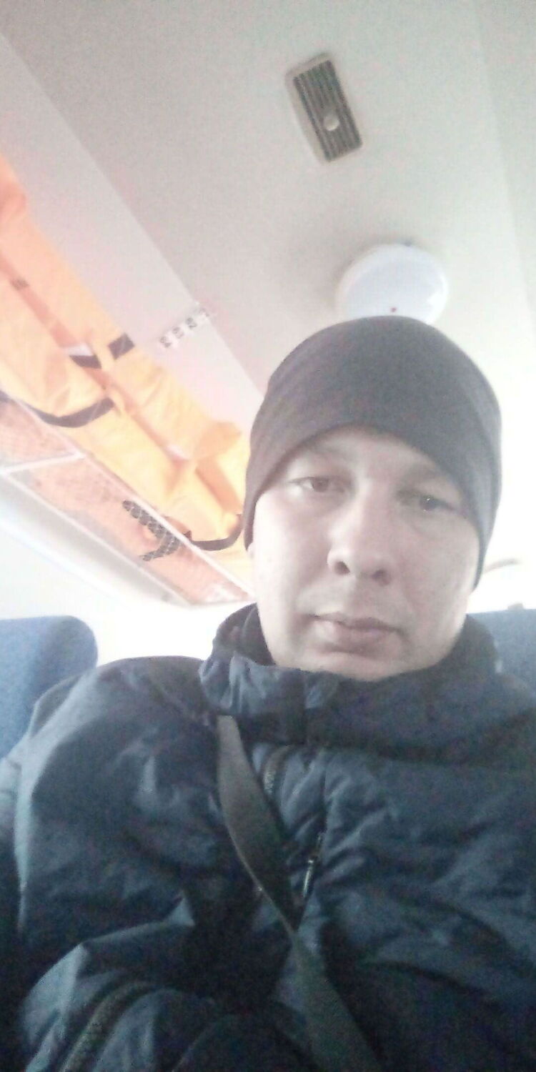  50675868  Artem, 38 ,    -