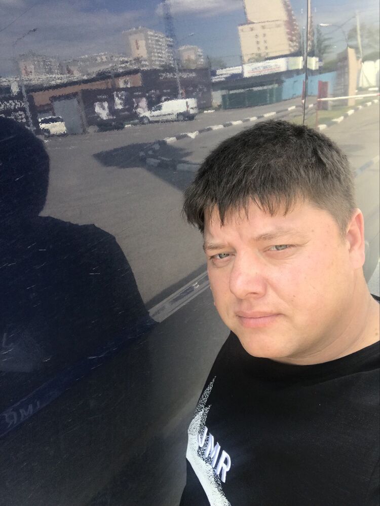  33681278  , 44 ,    