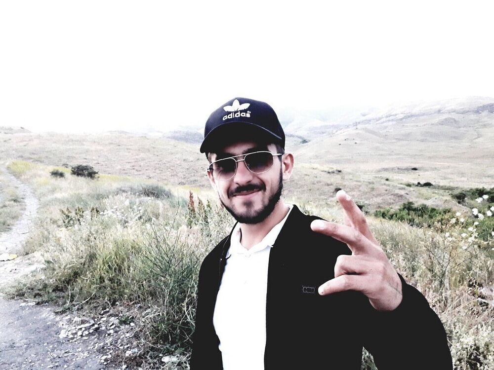  20392138  Samvel, 28 ,    