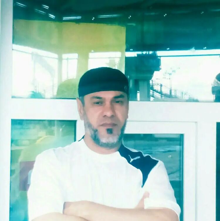  43927028  Bakir, 53 ,    