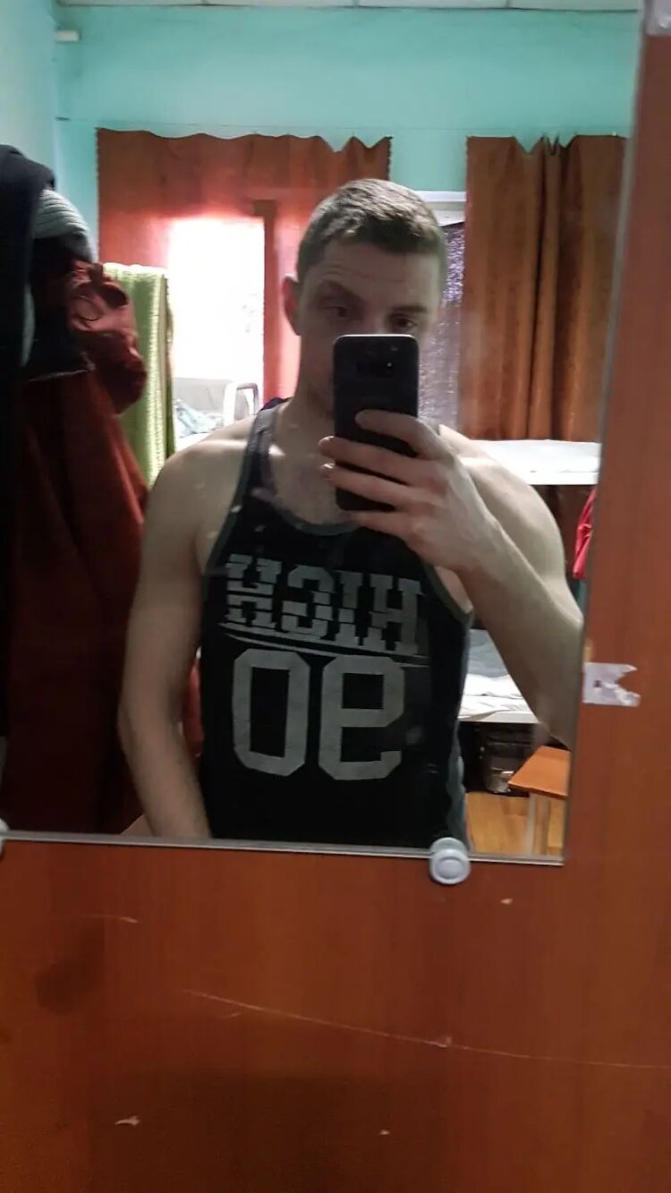  ,   Maxim, 33 ,     , c 