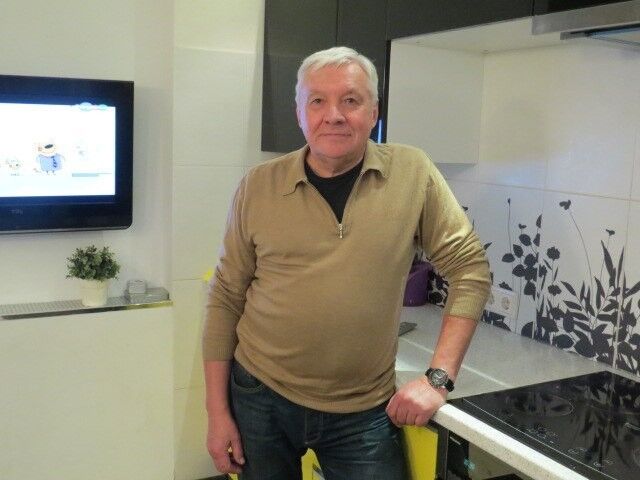  8909388  , 67 ,    -