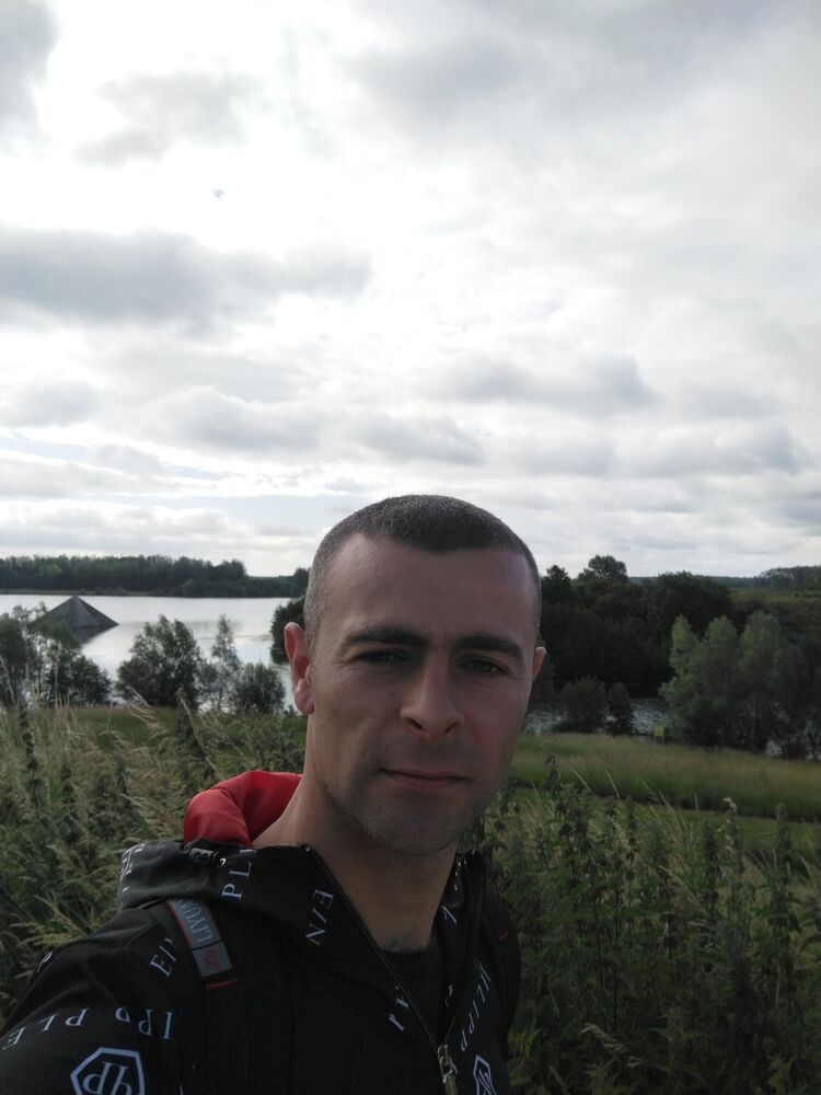  ,   Juriy, 38 ,   