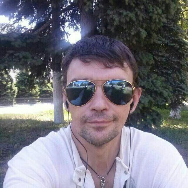  33483138  Dmitry, 46 ,    