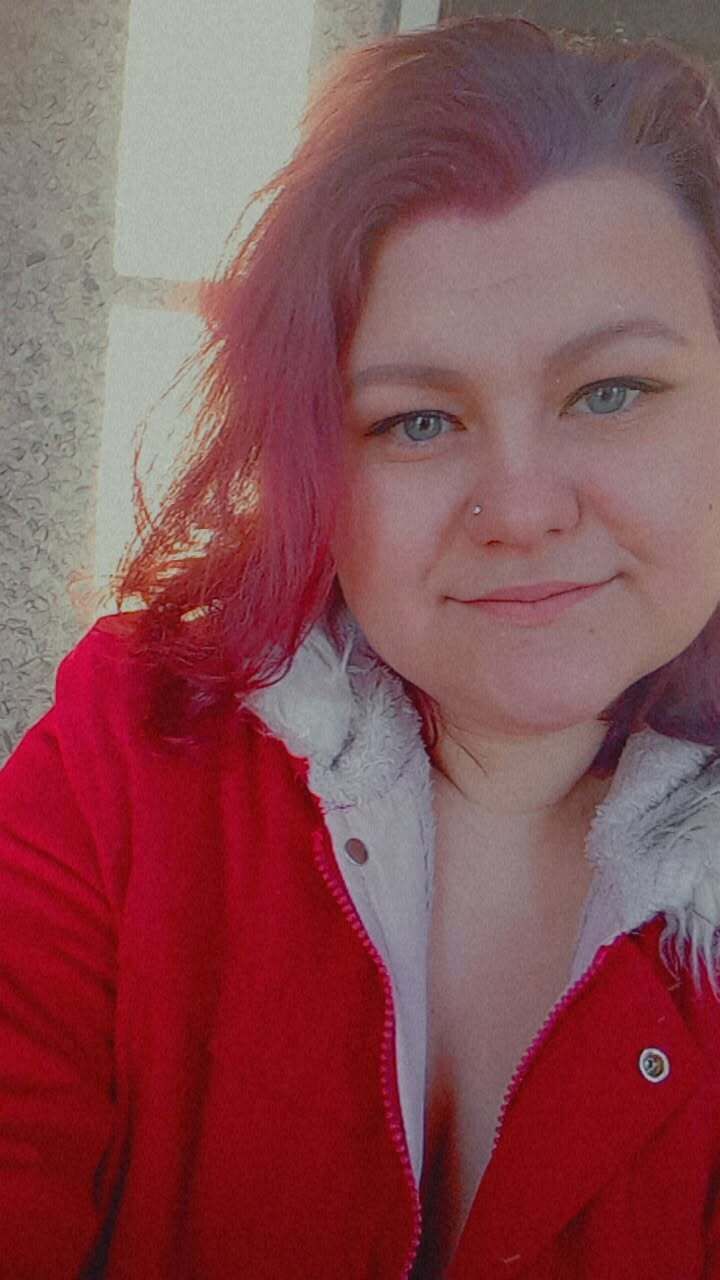  51829458  Anastasia, 25 ,    