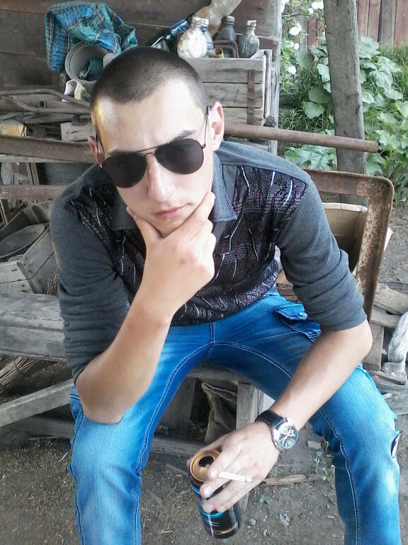  -,   , 32 ,   