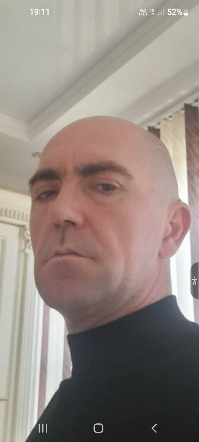 50054628  Aleksandr, 45 ,    