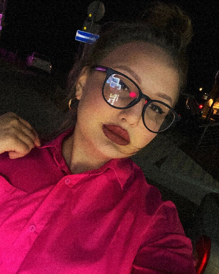  35345578  , 26 ,    --