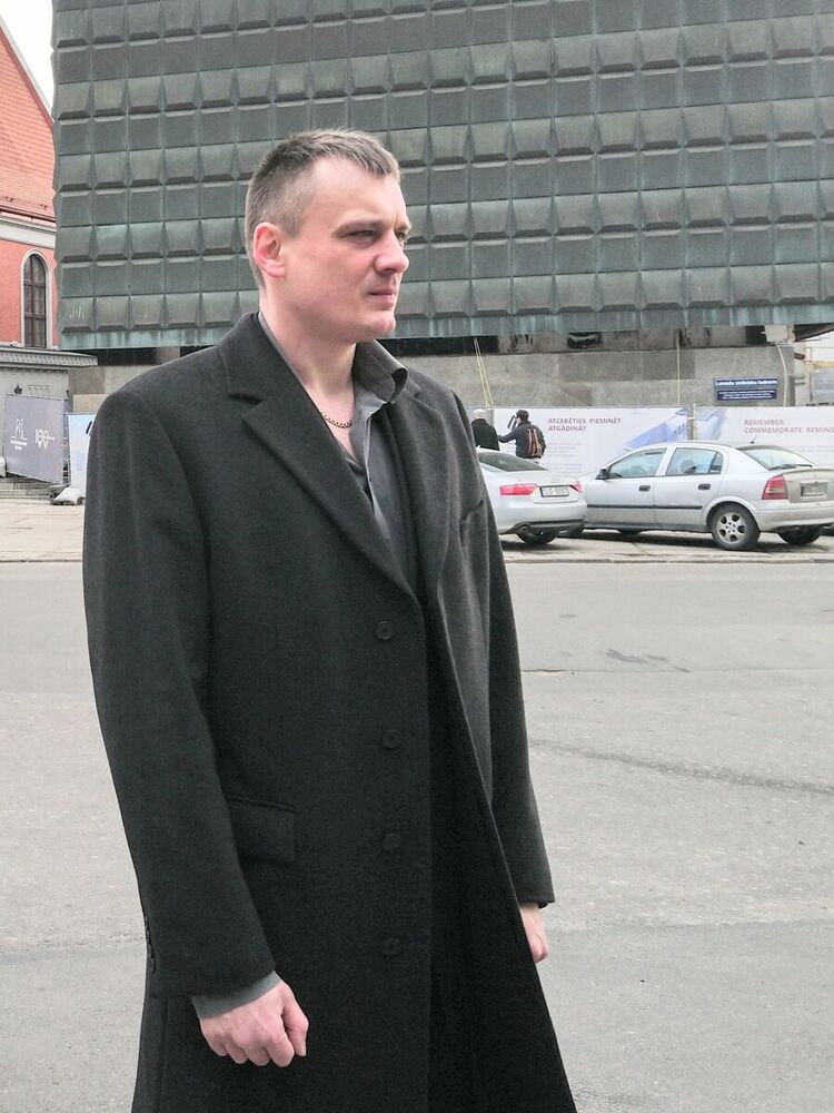  ,   Aleksej, 39 ,  