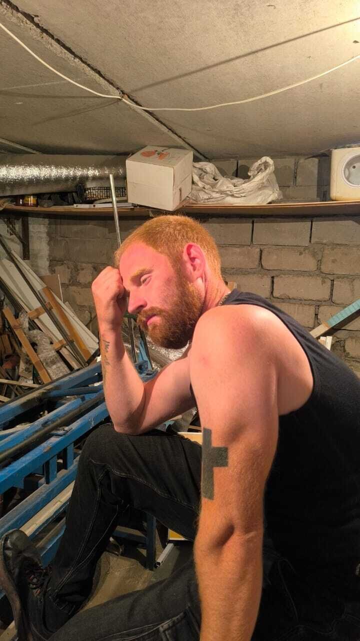  ,   Vladislav, 36 ,   ,   
