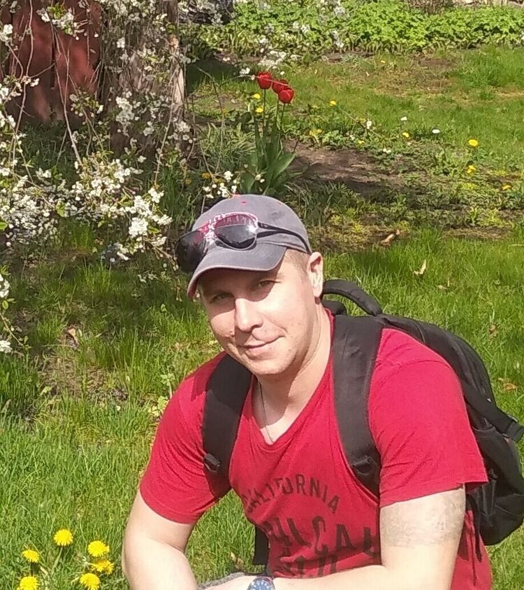  ,   Alex, 41 ,   ,   , c 