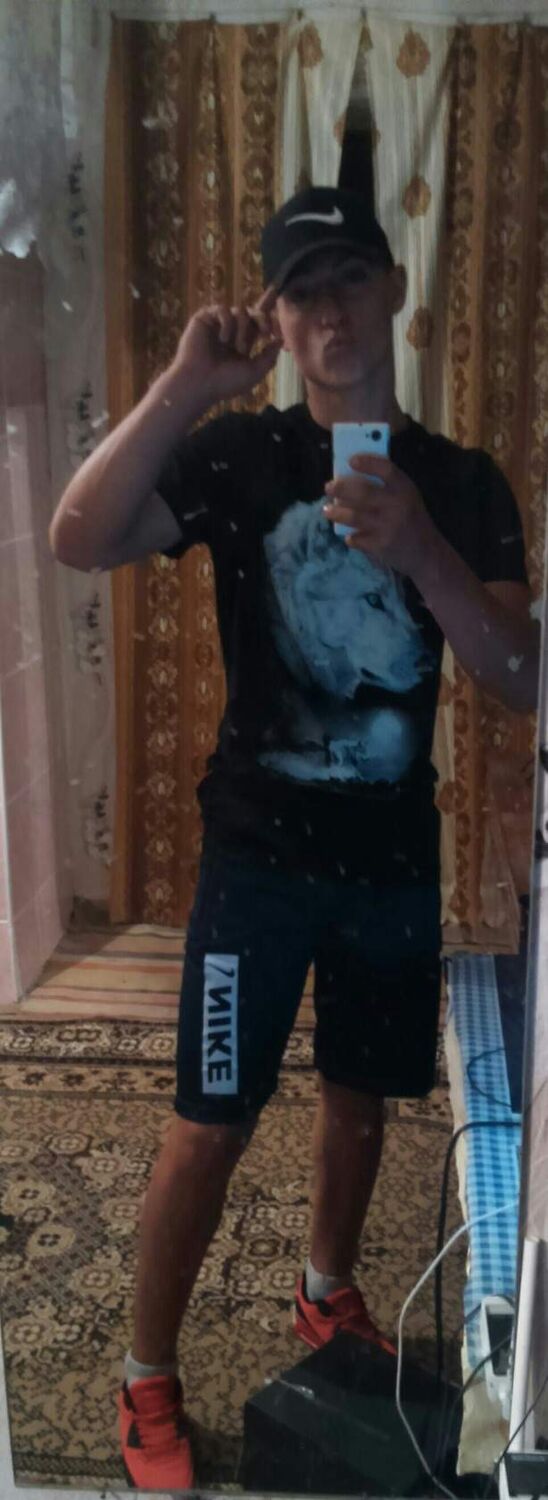  41590678  Cristi, 28 ,    